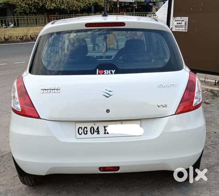 Maruti Suzuki Swift Vxi Abs Bsiv, 2015, Petrol