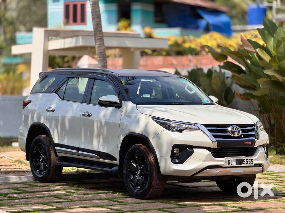 Toyota Fortuner [2021-ongoing] 2.8 2wd Diesel At, 2020, Diesel
