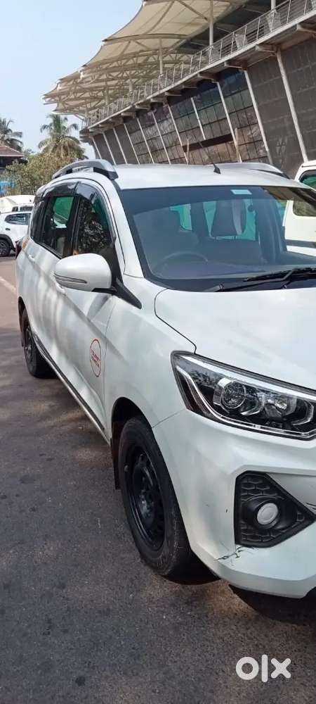 Toyota Rumion 2024 Petrol 110000 Km Driven