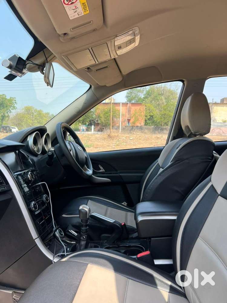 Mahindra Xuv500 2018 Diesel Well Maintained (complete Service Record)