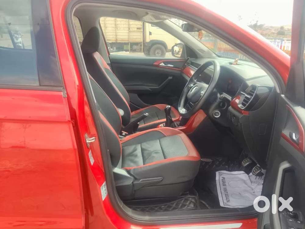 Skoda Kushaq Monte Carlo 1.0l Tsi Mt, 2023, Petrol