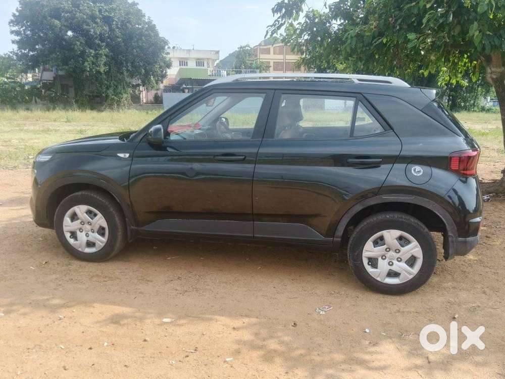 Hyundai Venue S Plus Mt 1.2 Kappa, 2019, Petrol