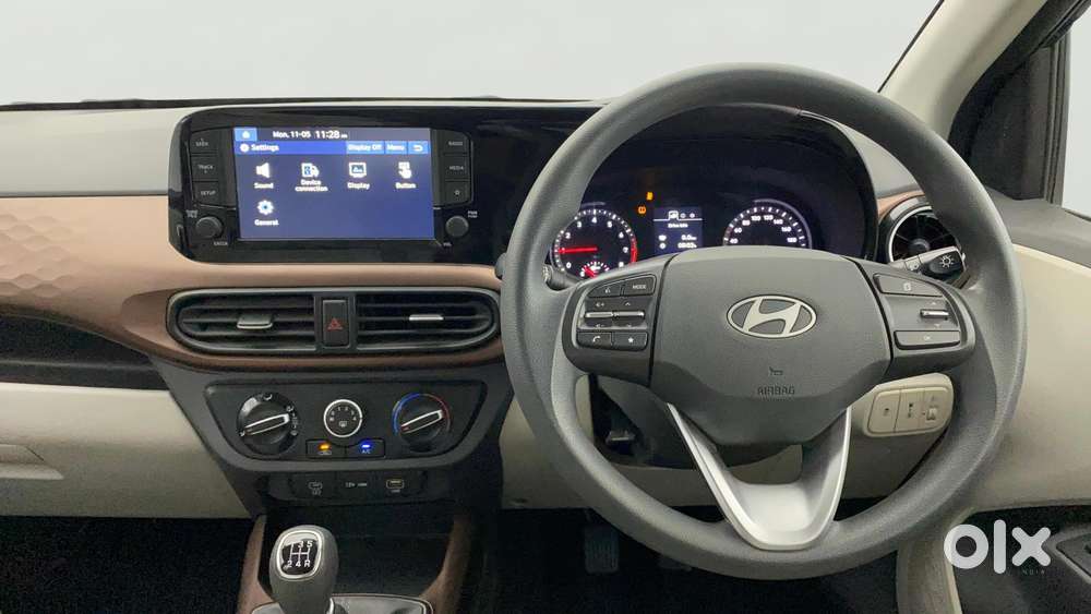 Hyundai Aura 1.2 Sx Cng, 2024, Cng & Hybrids
