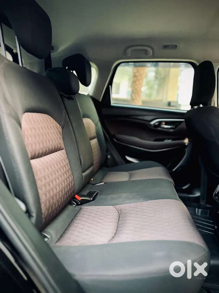 Maruti Suzuki Vitara 2023 Hybrid Alpha