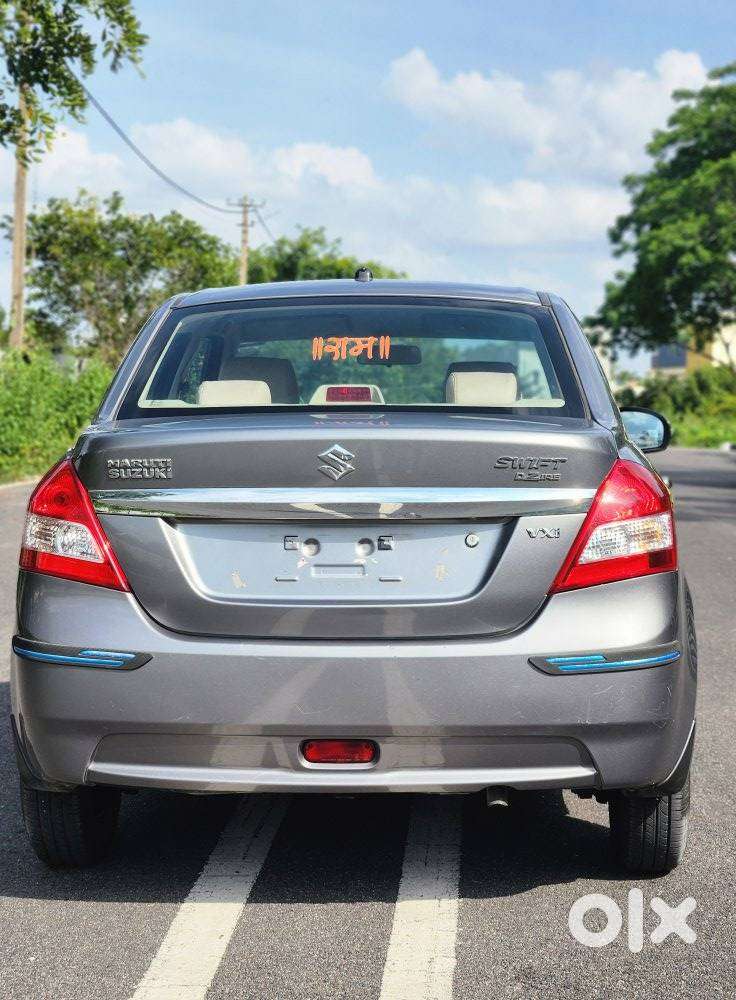 Maruti Suzuki Swift Dzire 1.2 Vxi Bsiv, 2013, Petrol
