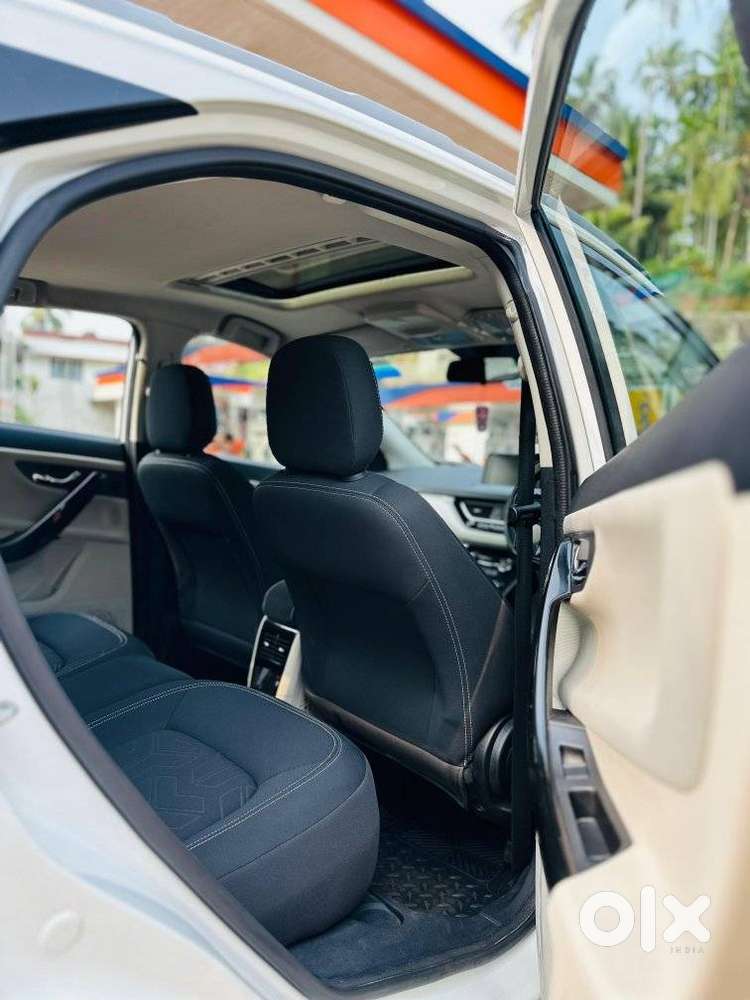 Tata Nexon 1.2 Revotron Xz Plus, 2020, Petrol