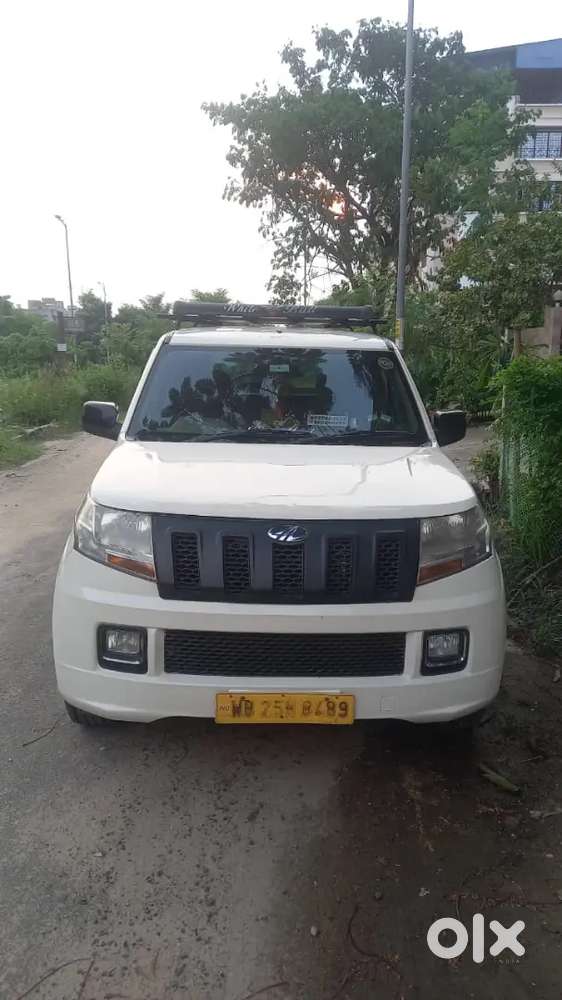 Mahindra Tuv 300 2018