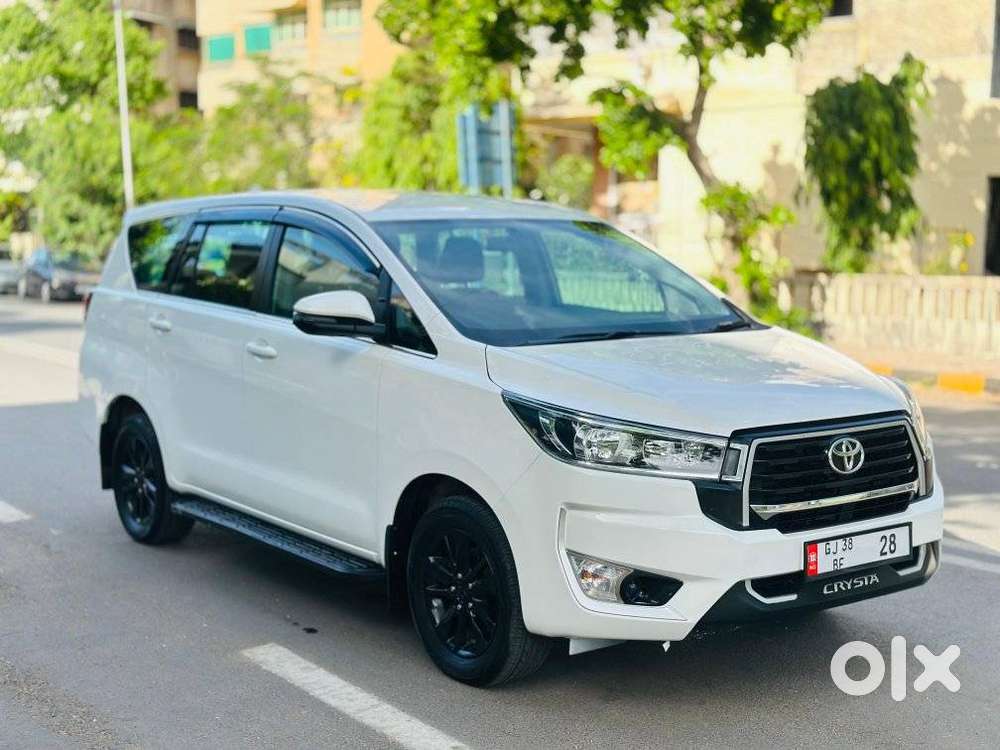 Toyota Innova Crysta 2.4 Gx Limited Edition 8 Str, 2023, Diesel