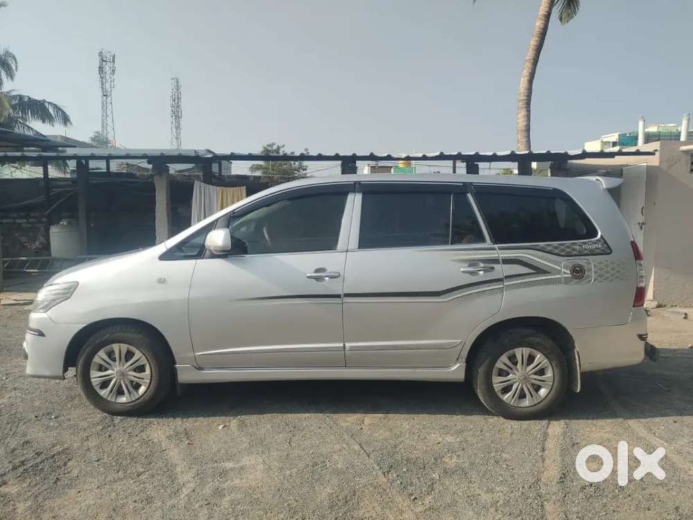 Toyota Innova 2.5 G 2015