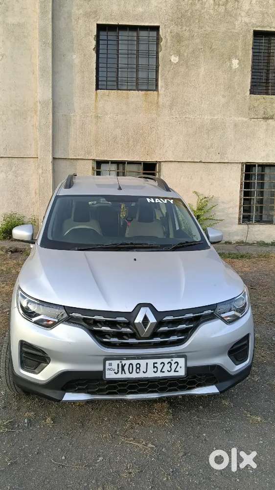 Indian Navy Renault Triber 2nd Top Model.