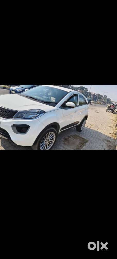 Tata Nexon 1.2 Revotron Xt, 2018, Diesel