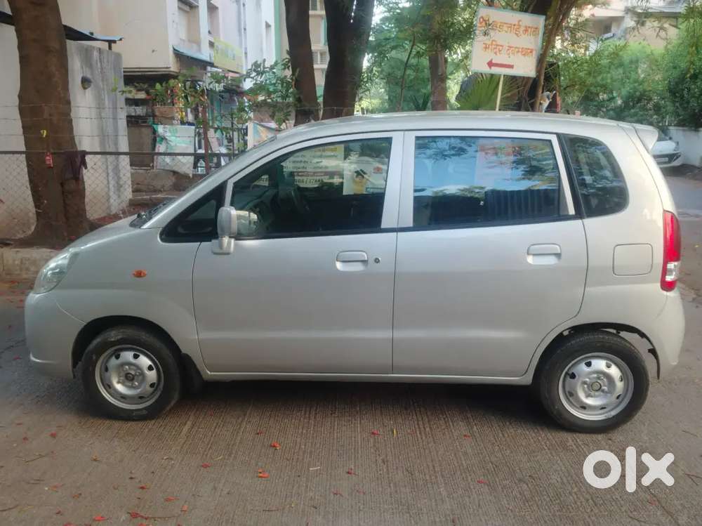 Maruti Suzuki Zen Estilo 2011