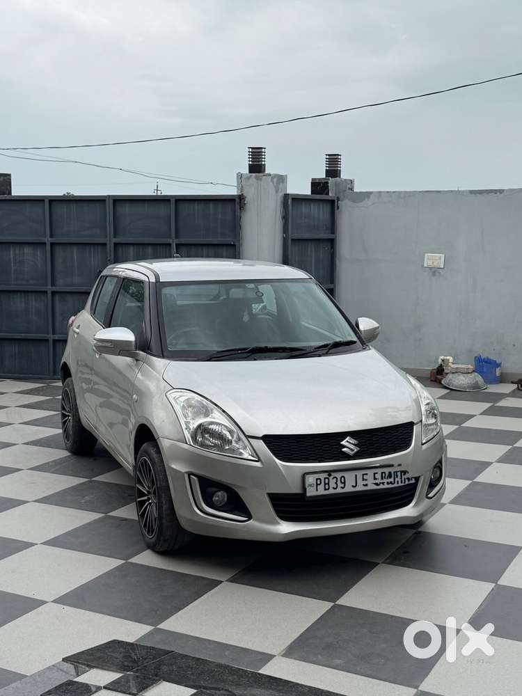 Amry Parson Car 2keys Canter Loking Power Windo  Child Ac Al Warking
