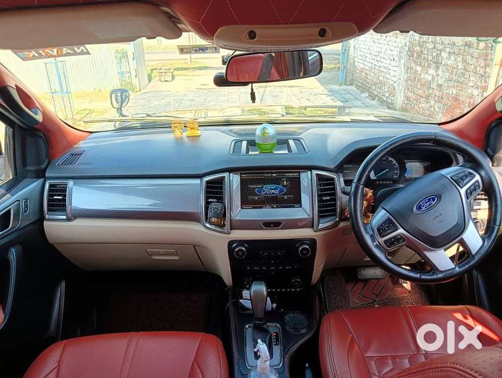 Ford Endeavour Titanium 4x2, 2017, Diesel