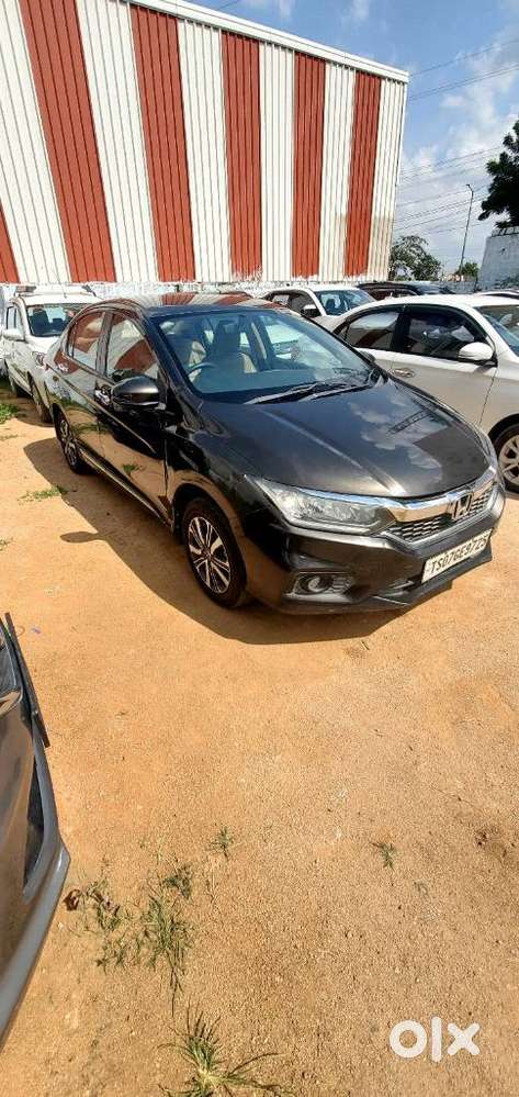 Honda City I-vtec V, 2018, Petrol