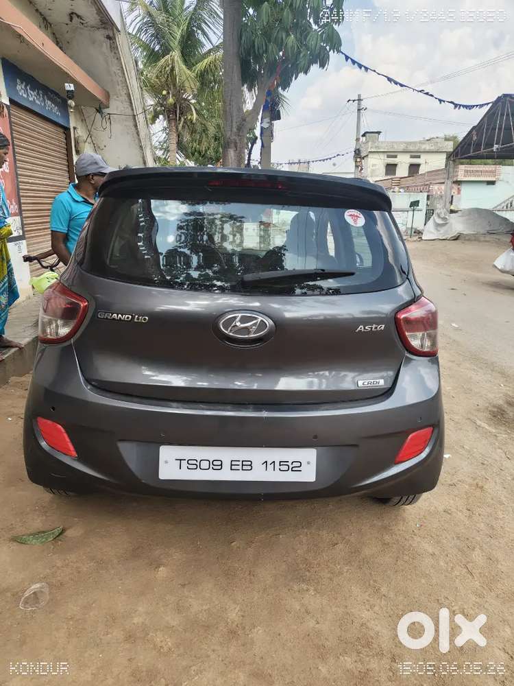 Hyundai Grand I10 2013 Top End Model Diesel Excellent Conditions