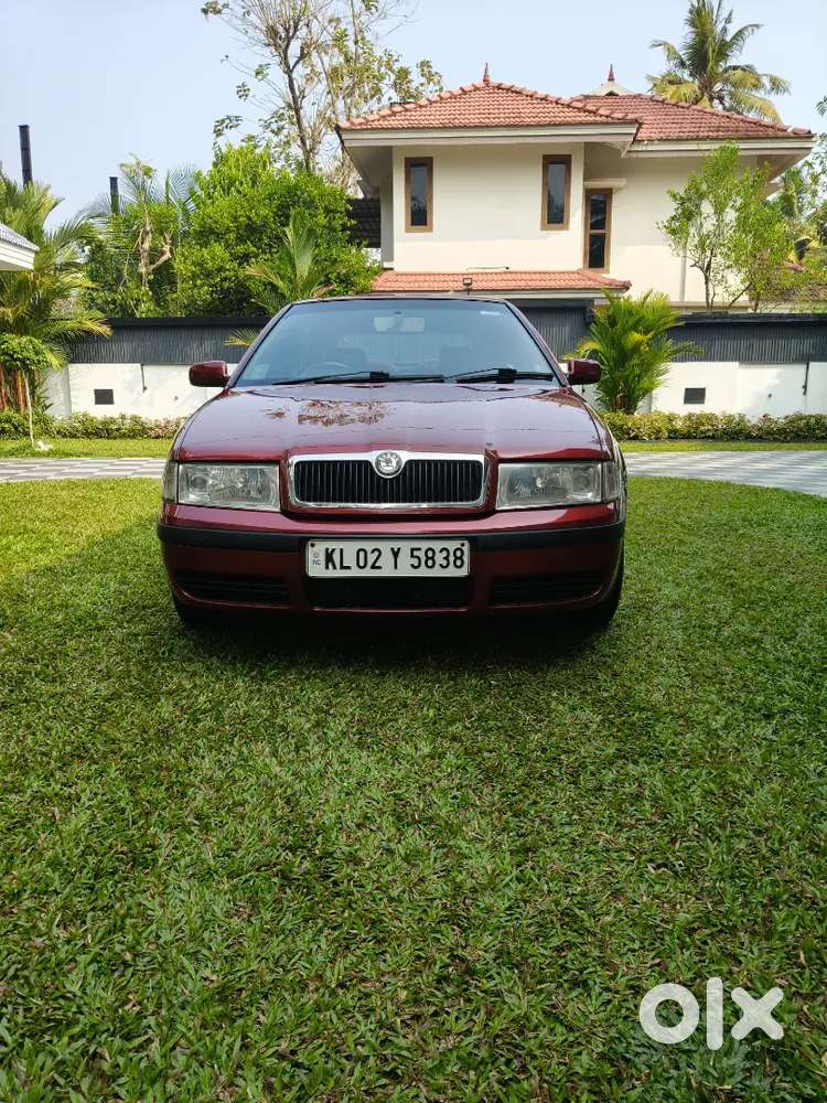 Skoda Octavia Elegance 2006 Diesel 300000 Km Driven