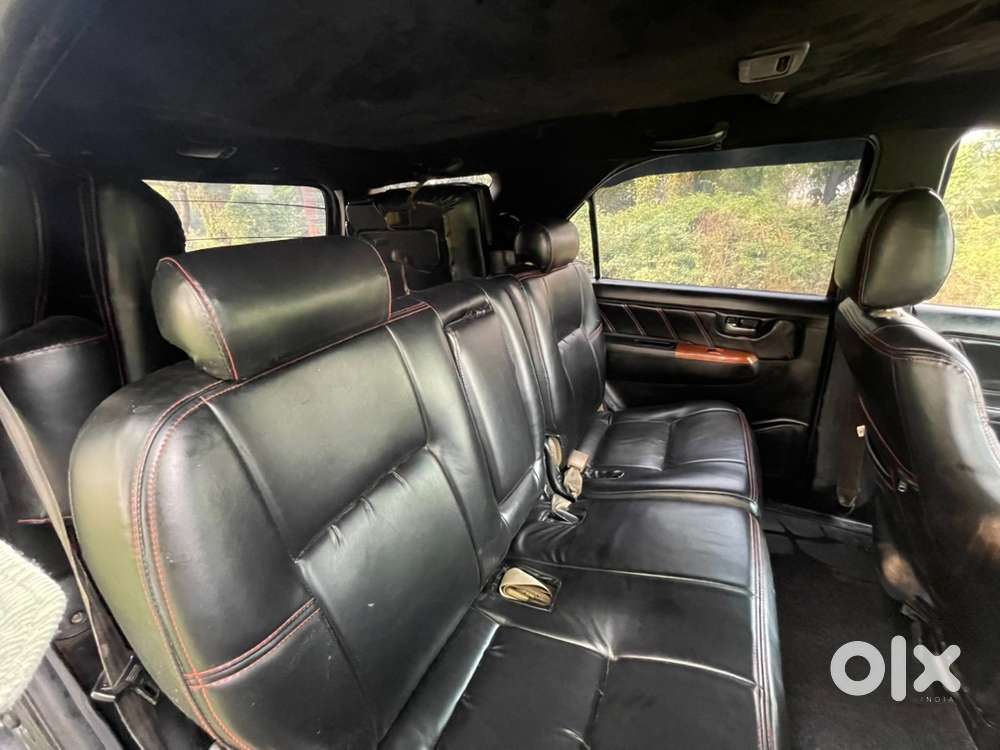 Toyota Fortuner Diesel 2011