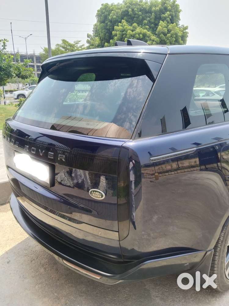 Land Rover Range Rover 2024 Km Driven