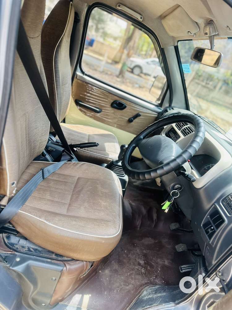 Maruti Suzuki Eeco Smiles 7 Seater Standard, 2011, Petrol