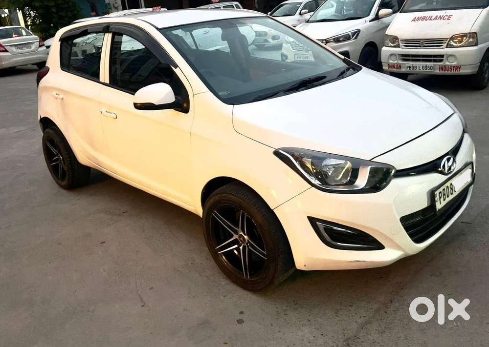 Hyundai I20 2009-2011 Sportz Petrol, 2012, Petrol