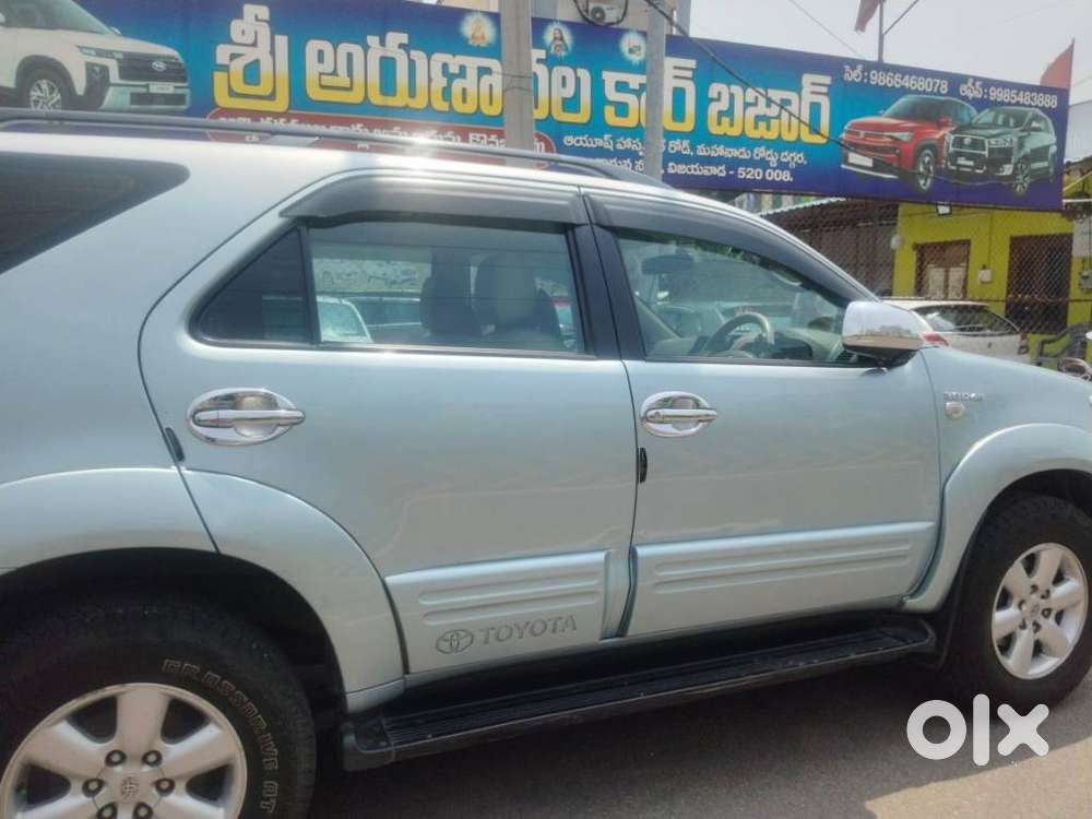 Toyota Fortuner [ ] 3.0 4x4 Mt, 2011, Diesel