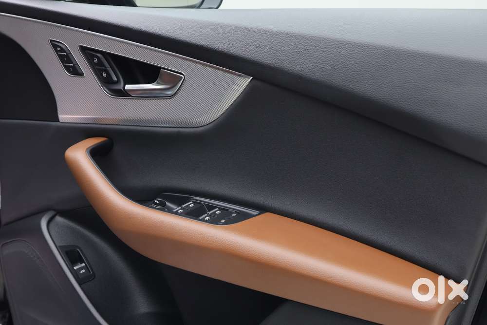 Audi Q8 3.0 55 Tfsi Quattro, 2023, Petrol