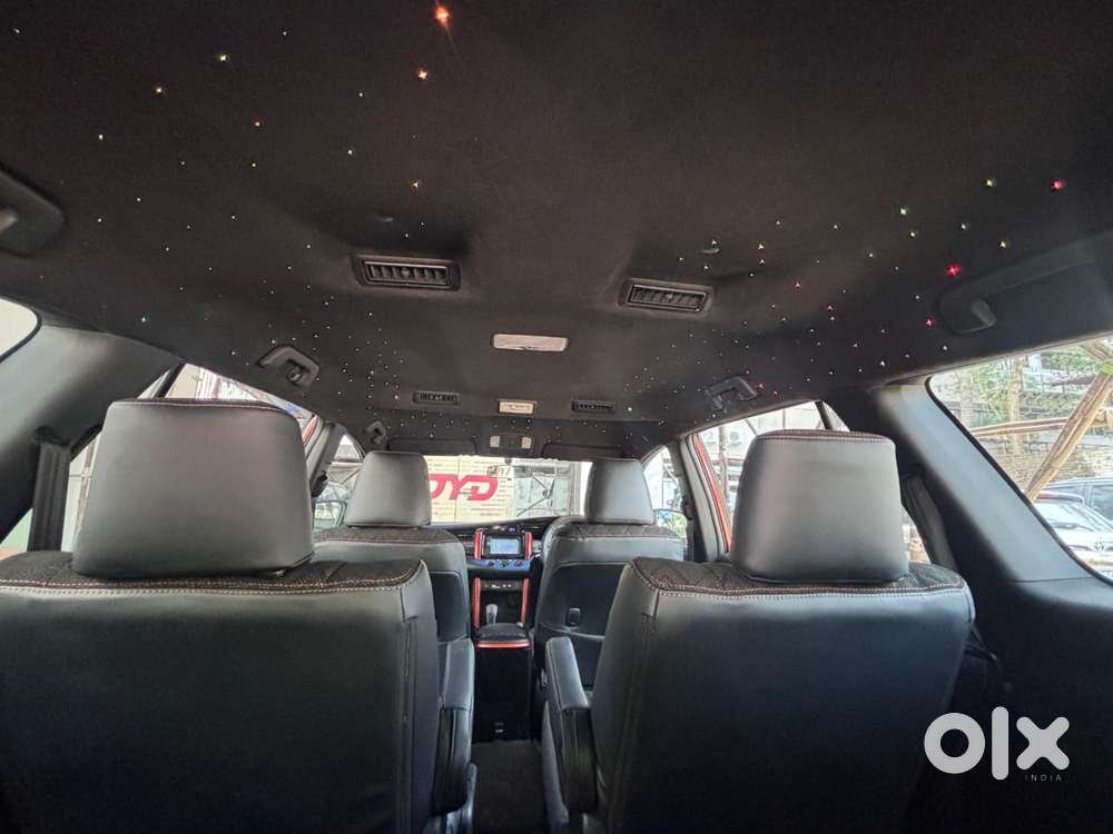 Toyota Innova Crysta 2.8 Gx At 7 Str, 2016, Diesel