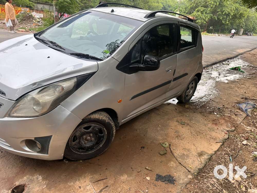 Defence Person Car Chevrolet Beat Well Maintained
