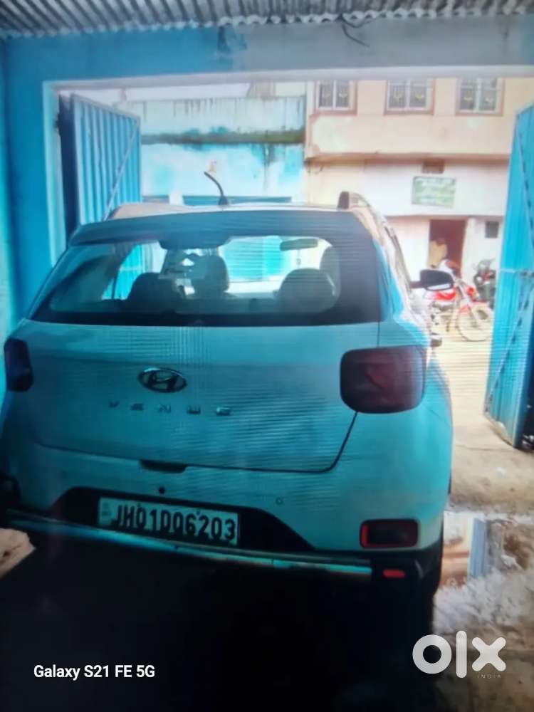 Hyundai Venue 2019 Petrol Well Maintained Petrol