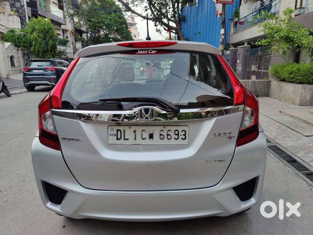 Honda Jazz V Mt Privilege, 2017, Petrol