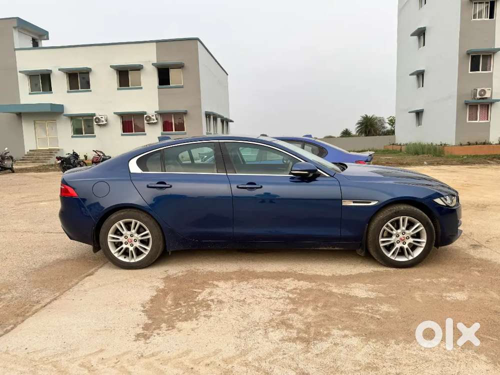 Jaguar Xe Portfolio Petrol Automatic 2016