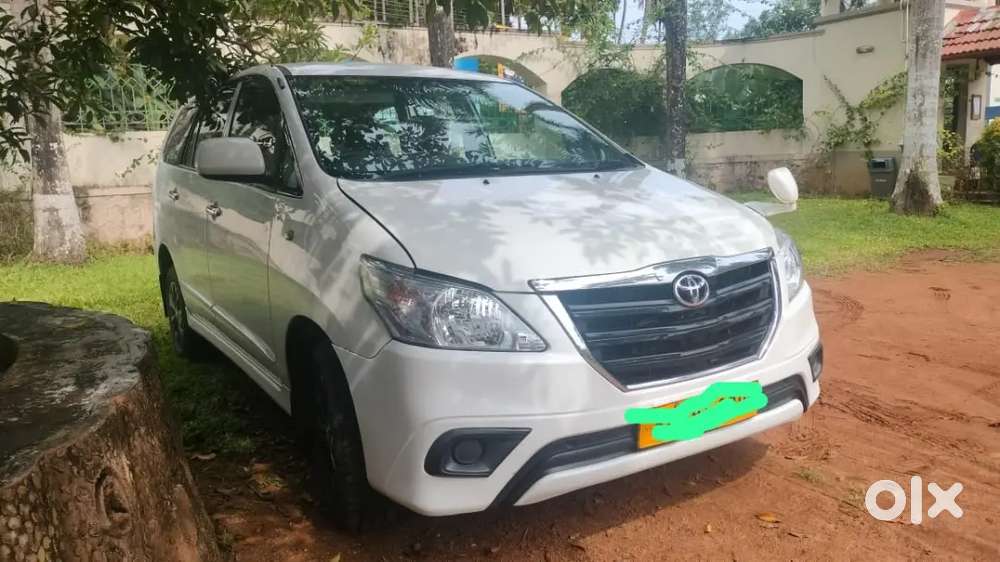 Toyota Innova 2013 Diesel 200000 Km Driven