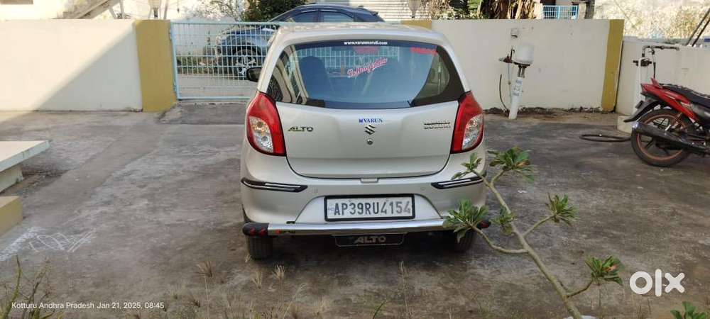 Alto 800 ( Silky Silver )