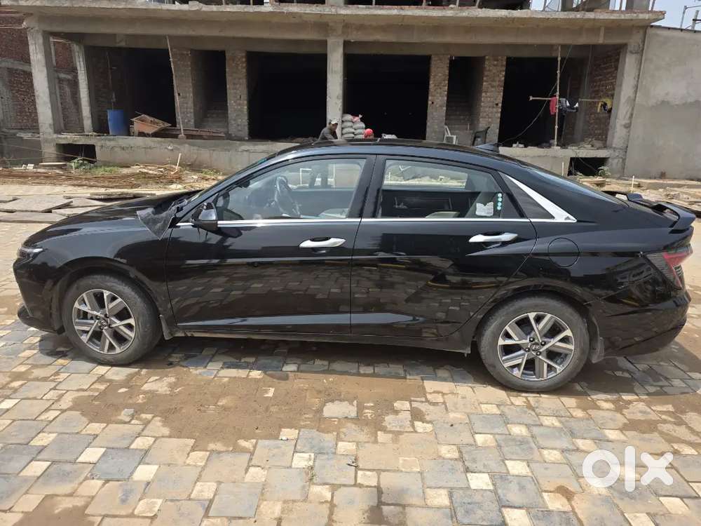 Hyundai Verna Petrol At 2025 Sx(o)