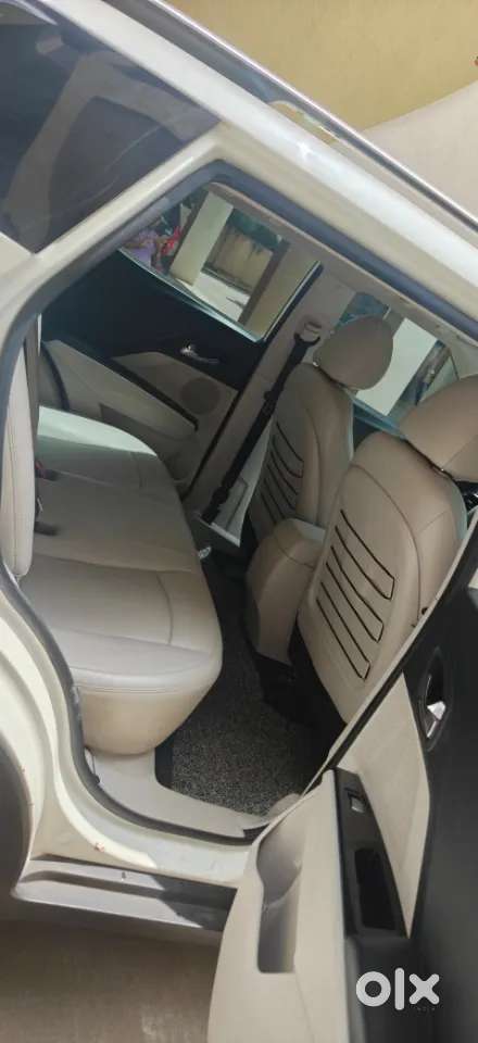 Mahindra Xuv300 W8 Option, 2019, Petrol