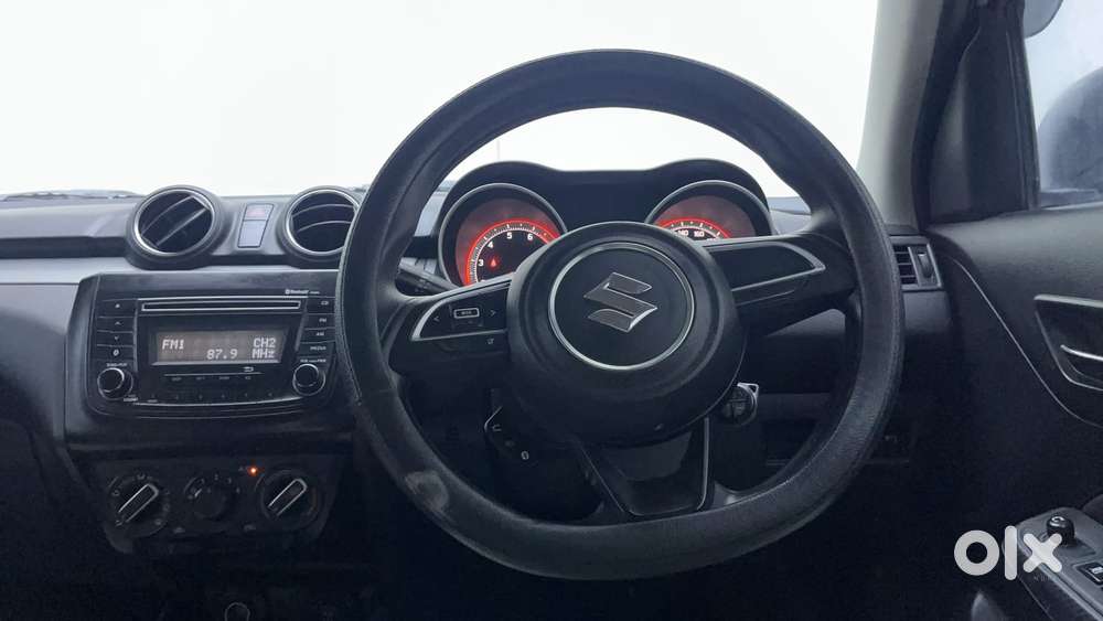 Maruti Suzuki Swift Vvt Vxi, 2020, Petrol