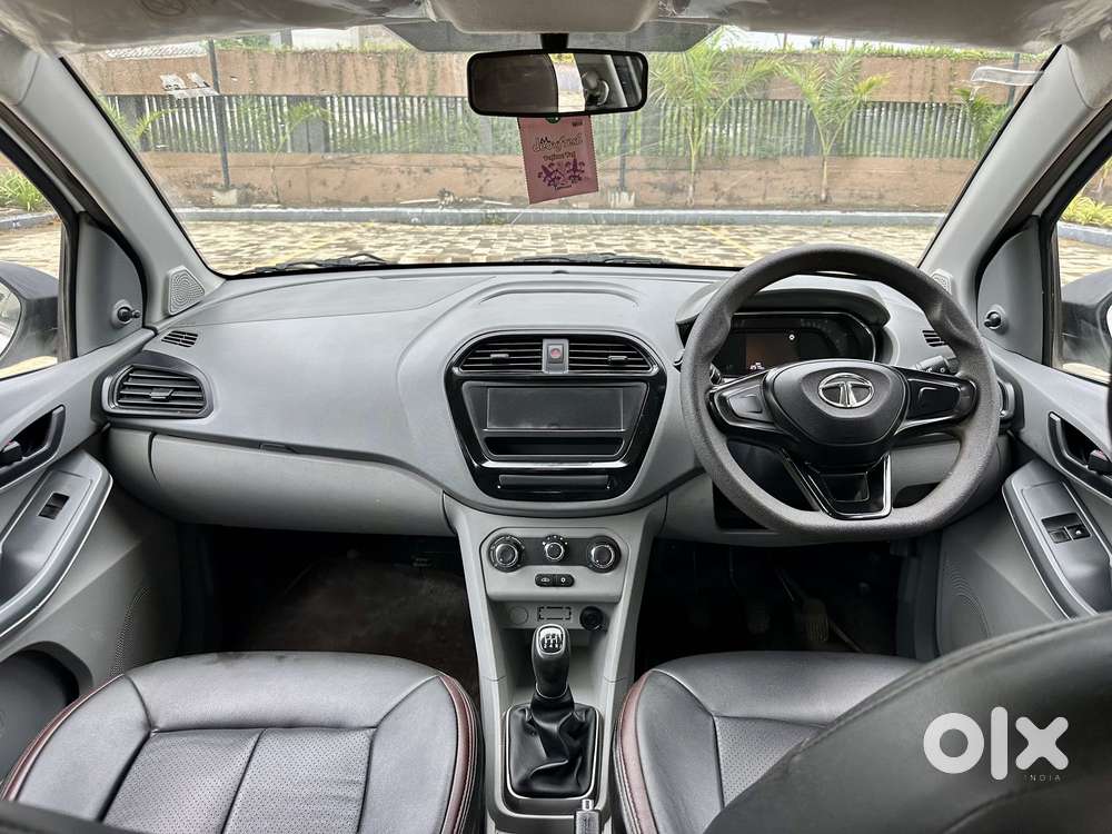 Tata Tigor Xe, 2022, Petrol