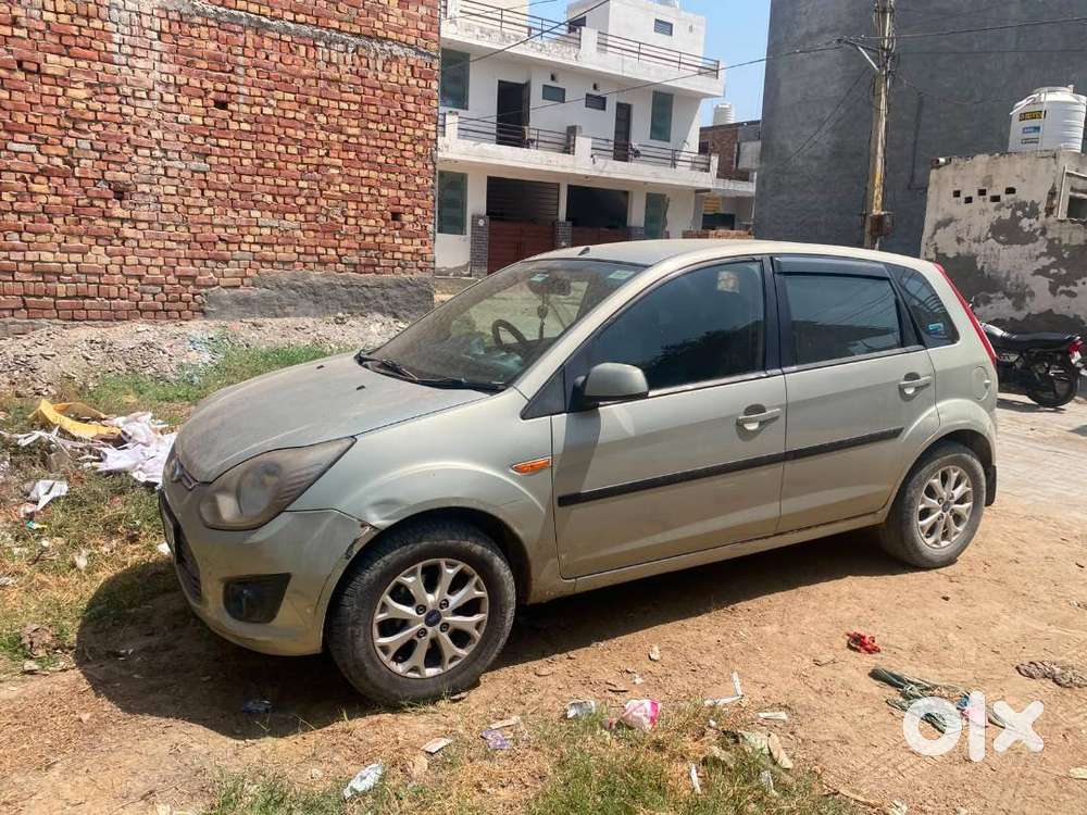 Ford Figo Titanium Duratorq 2014