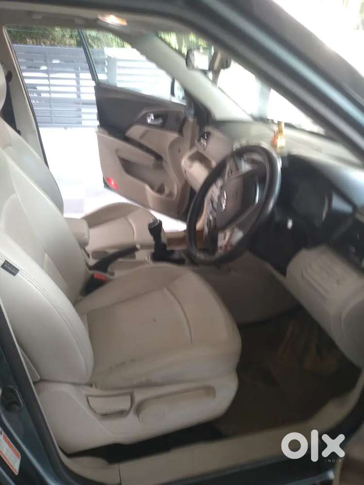Well Maintained Mahindra Xuv 300 For Sale
