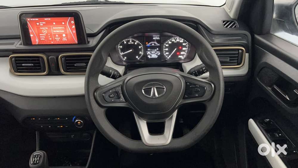 Tata Punch Accomplished, 2023, Petrol