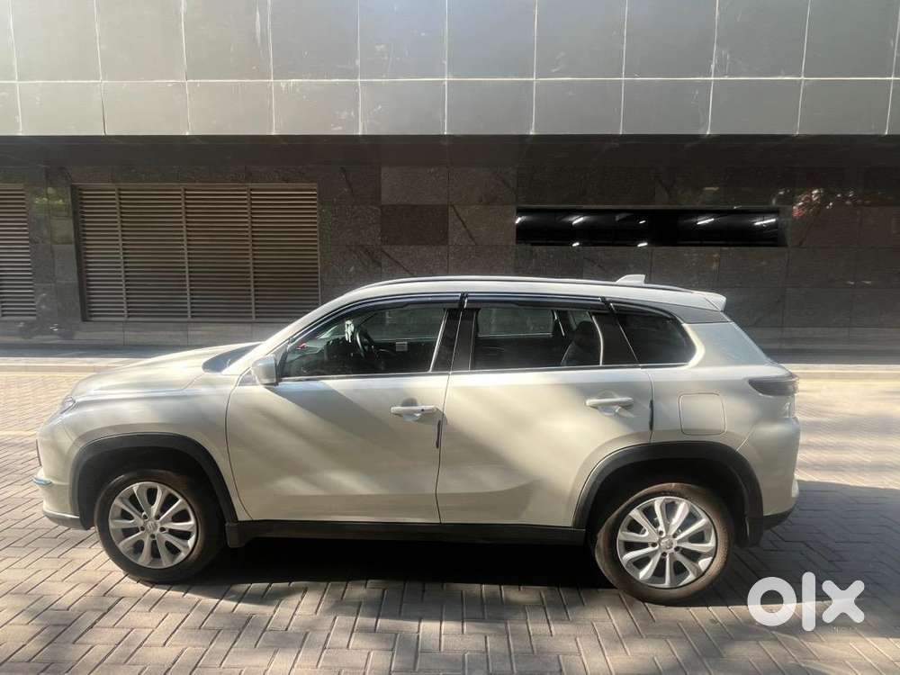 Maruti Suzuki Grand Vitara 2024 Cng & Petrol Well Maintained