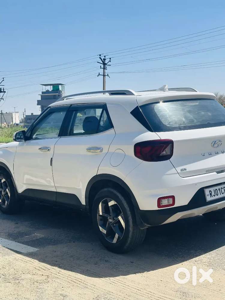 Hyundai Venue 2020 Diesel Well Maintained
