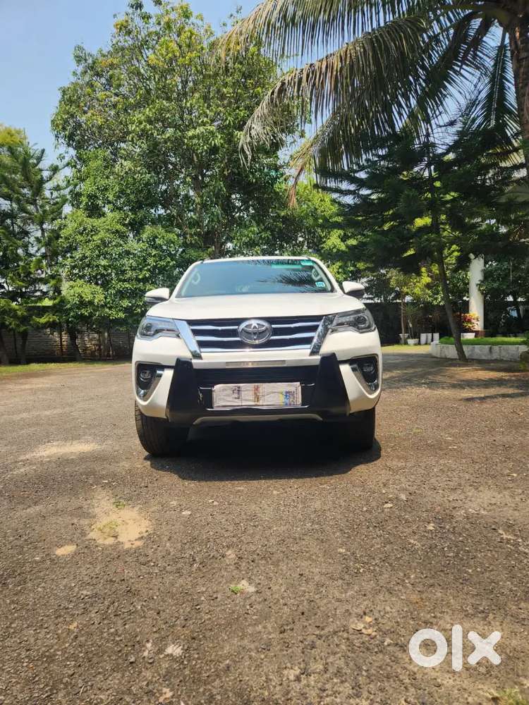 2018 Toyota Fortuner Sigma 4 (4x4),only 31,751 Km  Showroom Condition