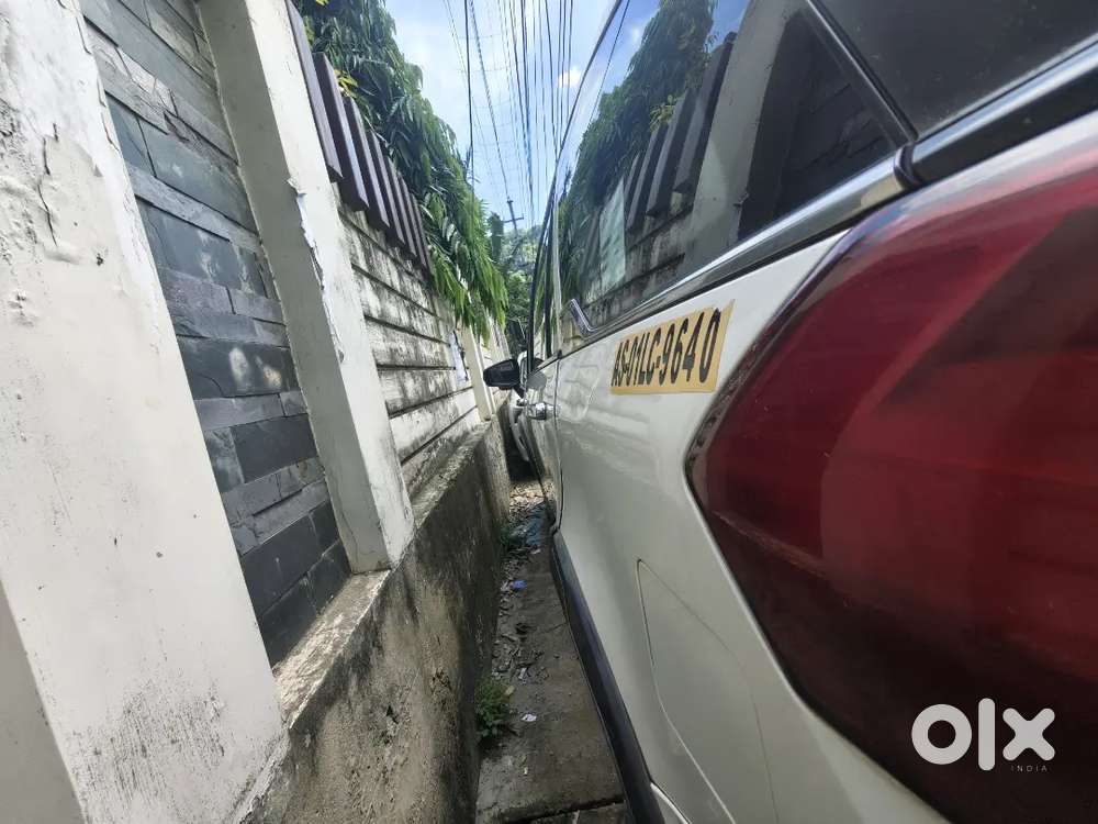 Tata Hexa (xe) Comercial Number.
