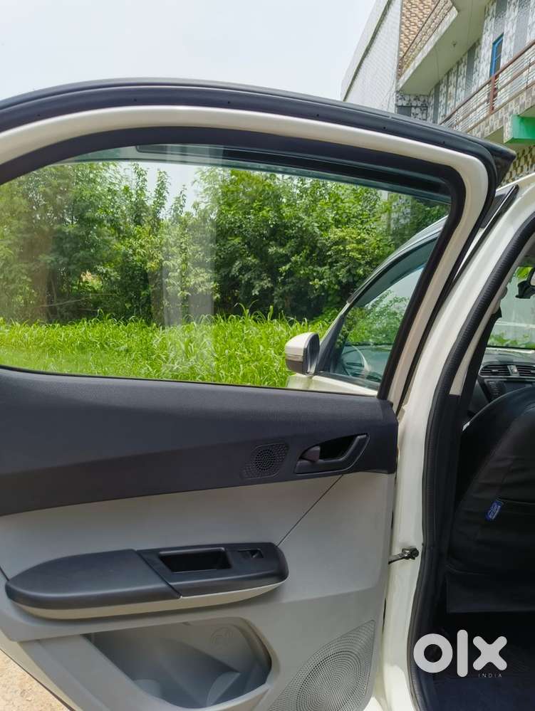 Tata Tiago 2021 Petrol 27000 Km Driven