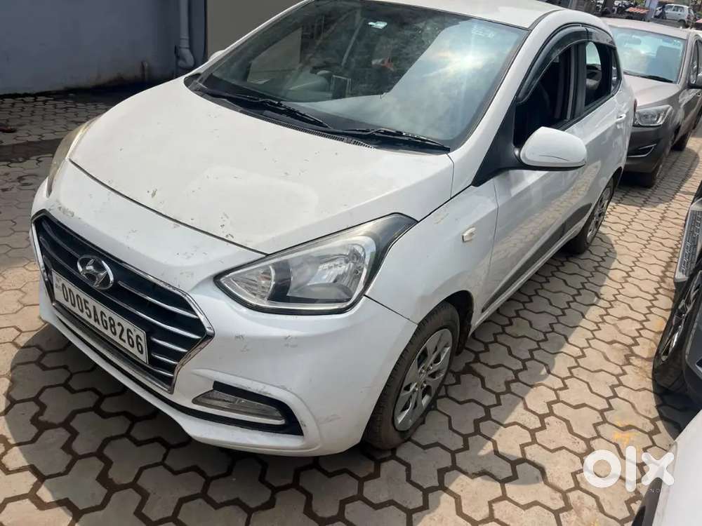 Good Condition  But Suitable Place Is Not To Stand The Car.