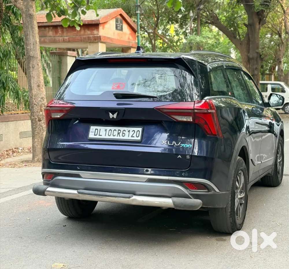 Mahindra Xuv700 With Sunroof