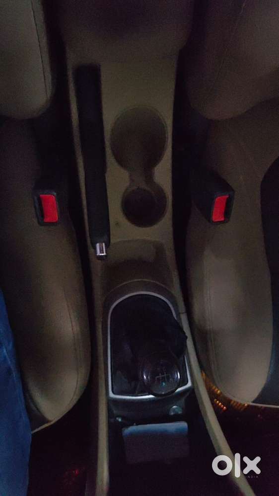 Hyundai Verna Petrol 2012
