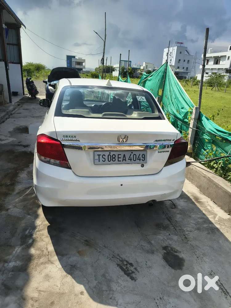 Honda Amaze Special 2014 Millage 26km Per Litre. Iam Owner.